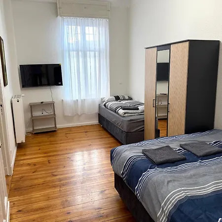 Sehr Zentrale Wohnung Fuer Bis Zu 6 Gaeste - Nah Gelegen Zum Kurfuerstendamm, Potsdamer Platz Und Kreuzberg In 10 Minuten